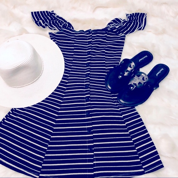 Forever 21 Dresses & Skirts - ☀️Forever 21 stripe mini dress